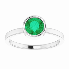 14K White 6 mm Lab-Grown Emerald Ring Glamorous Object