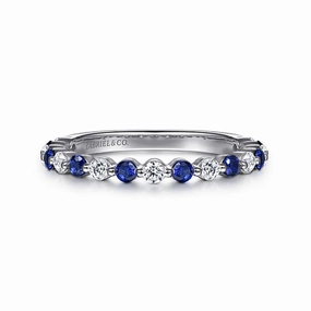 14K White Gold Single Prong Diamond and Sapphire Anniversary Band Night Detail Mirror Selfie