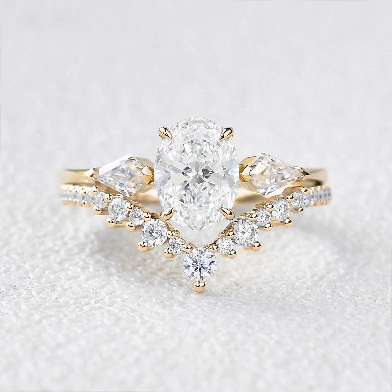 1.0-2.0 Oval Cut Lab Grown Diamond Three Stone Ring Set 2pcs Gala Accent