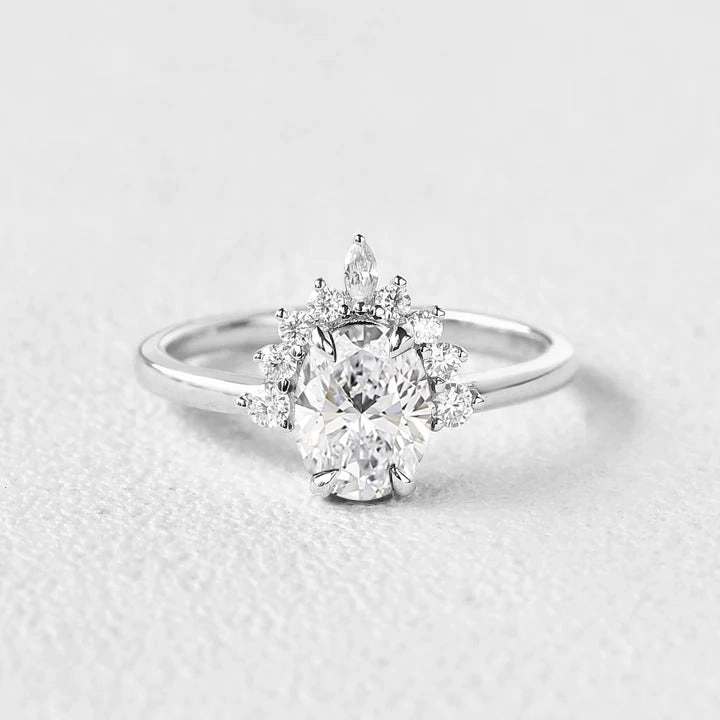 1.0-2.0ct Oval Cut Lab Grown Diamond 4-Prong Gold Ring Baroque Influence