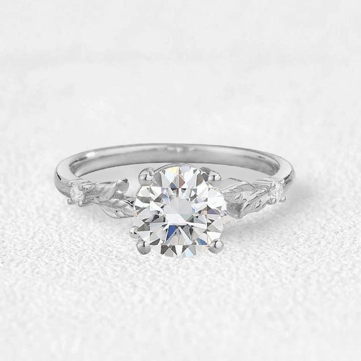 Everyday Shine Mood Accent 1.0ct Round Cut Moissanite Cute Leafy Engagement Ring