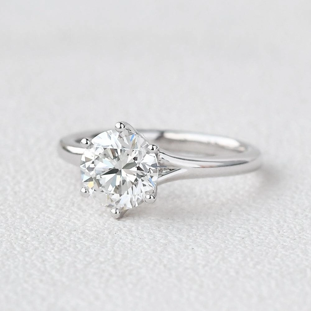 1.0ct Round Cut Moissanite Six-Prong Classic Solitaire Ring Amazing Piece Modern Fashion