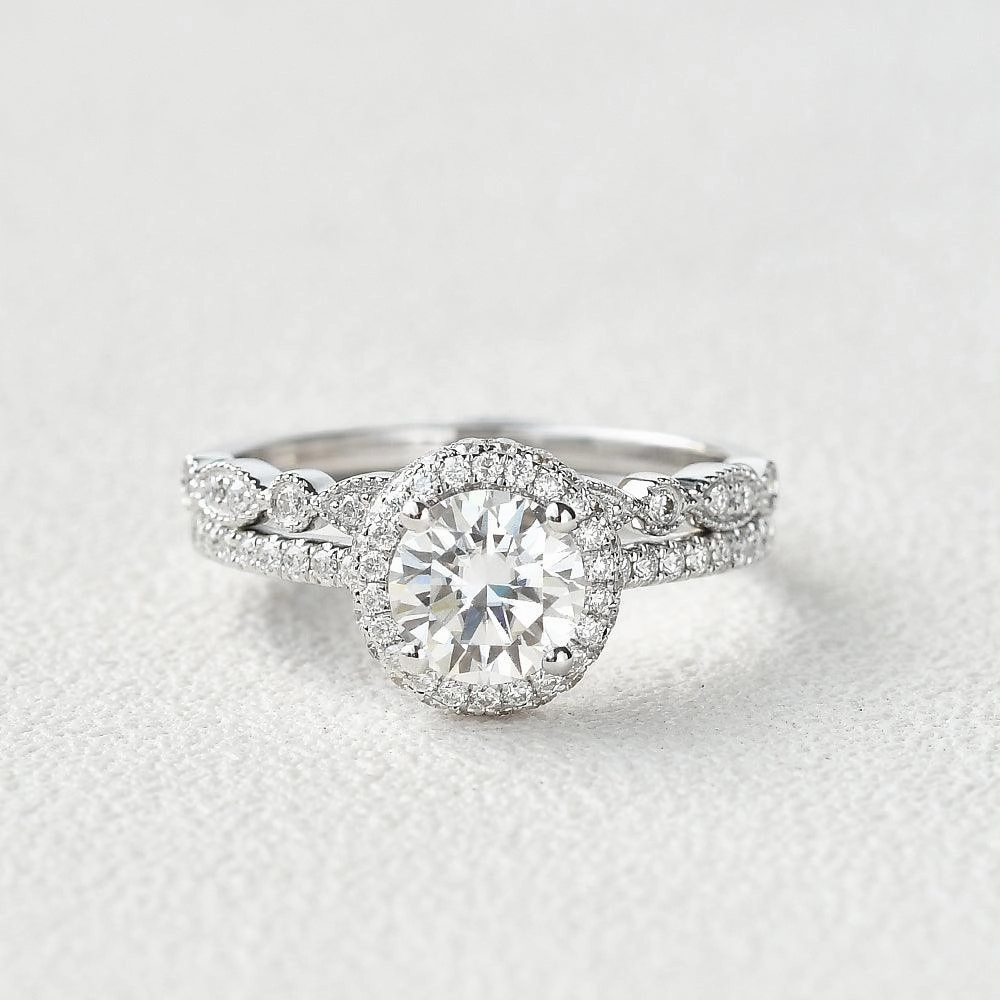 1.0ct Round Cut Moissanite Vintage Inspired Halo White Gold Ring Set 2pcs Timeless elegance