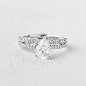 1.3ct Pear Moissanite Pave Vintage Solitaire Ring Set 2pcs High-End Article Sentimental Adornment