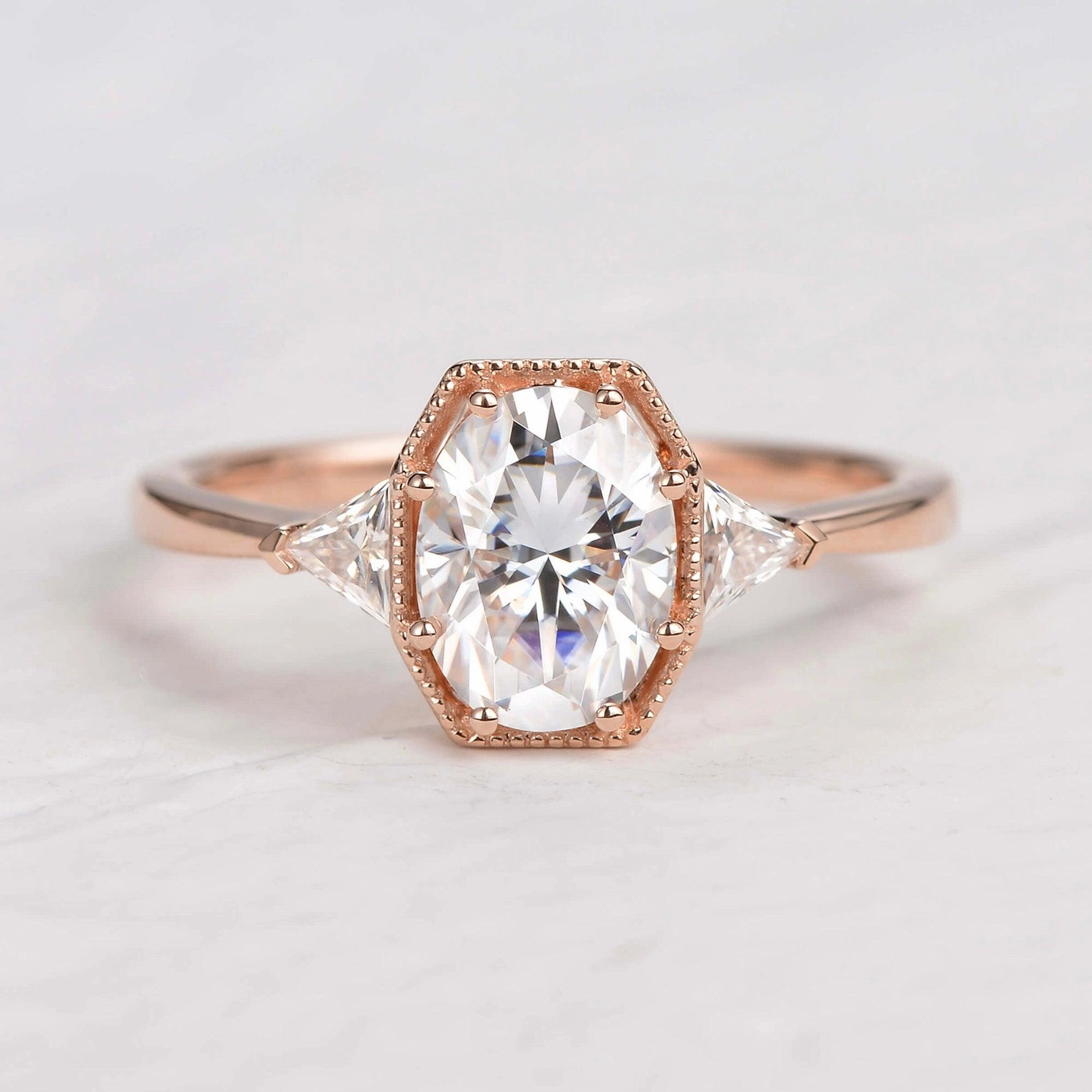 1.5ct Geometric Moissanite Three-stone Vintage Ring Everlasting Appeal