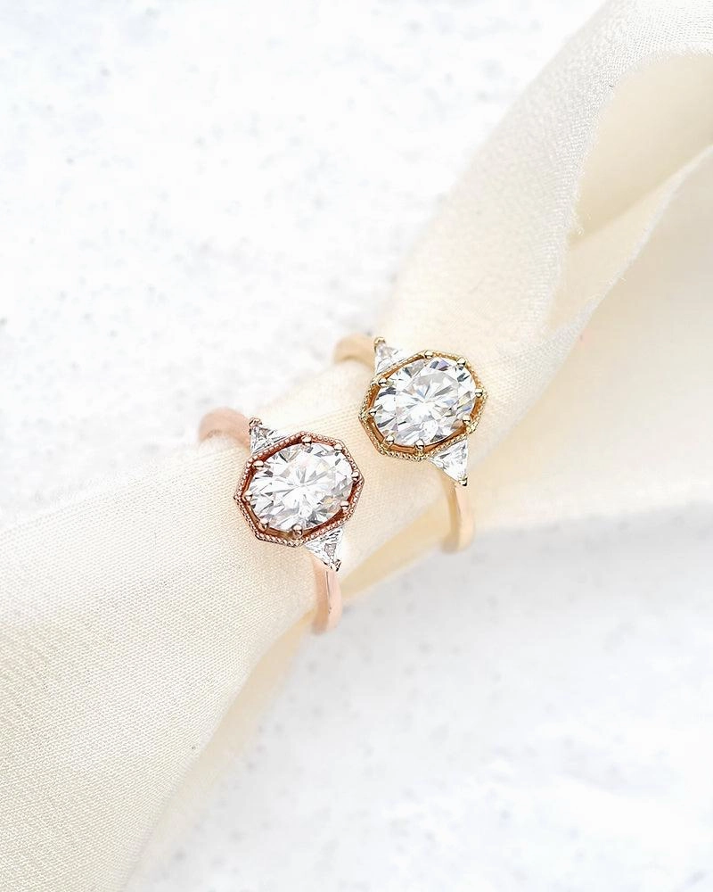 1.5ct Geometric Moissanite Three-stone Vintage Ring Global Sizing