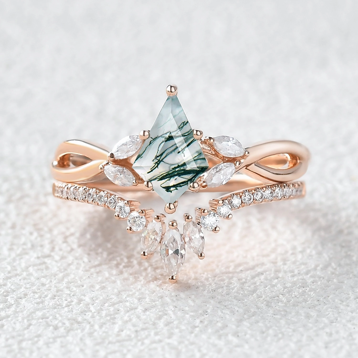 Monogram Initial Gift For Her 1.5ct Kite Shaped Black Moissanite Infinity Engagement Ring Sets 2pcs