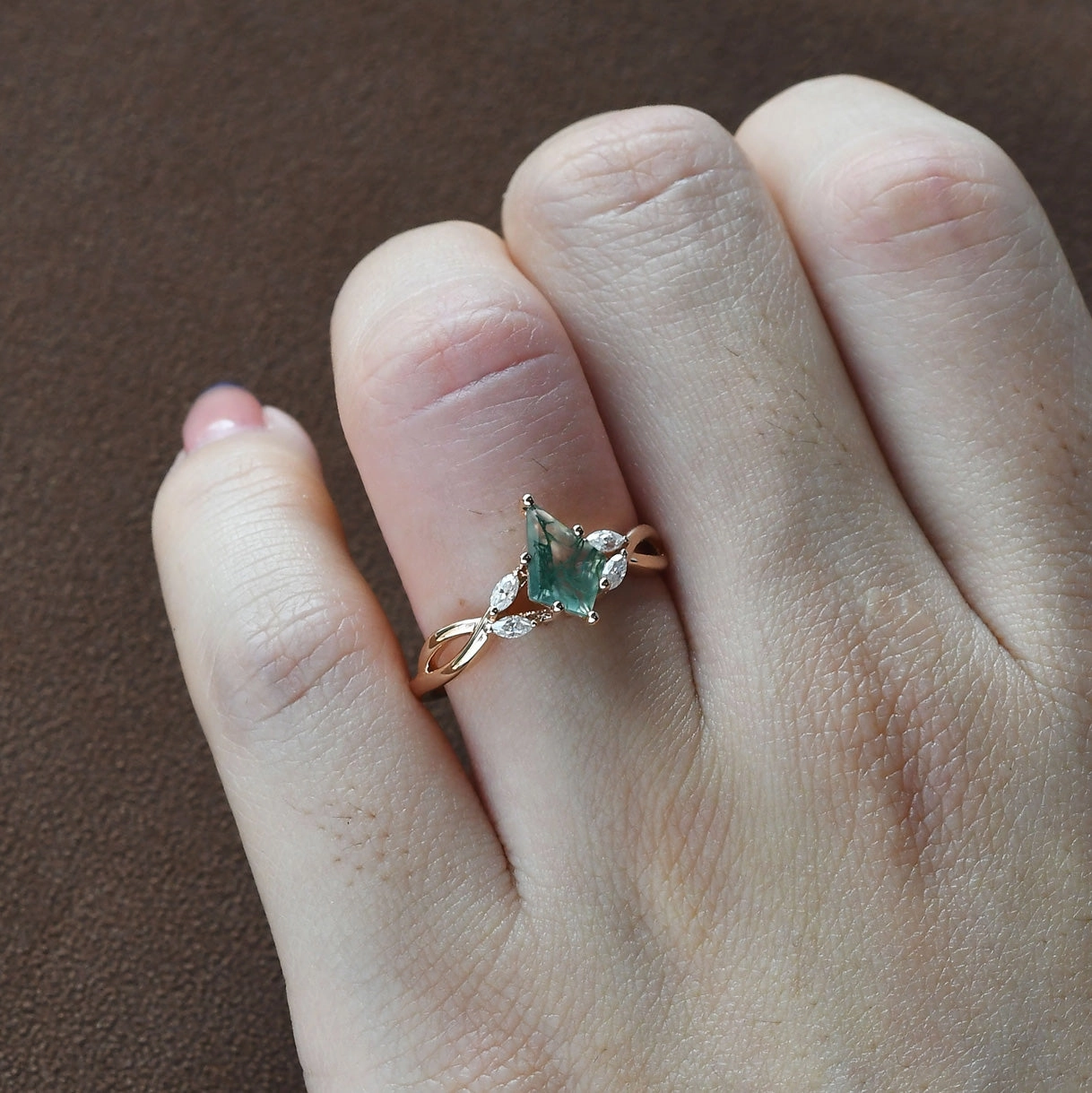 1.5ct Kite Shaped Moss Agate Infinity Engagement Ring - Ori Value Decoration
