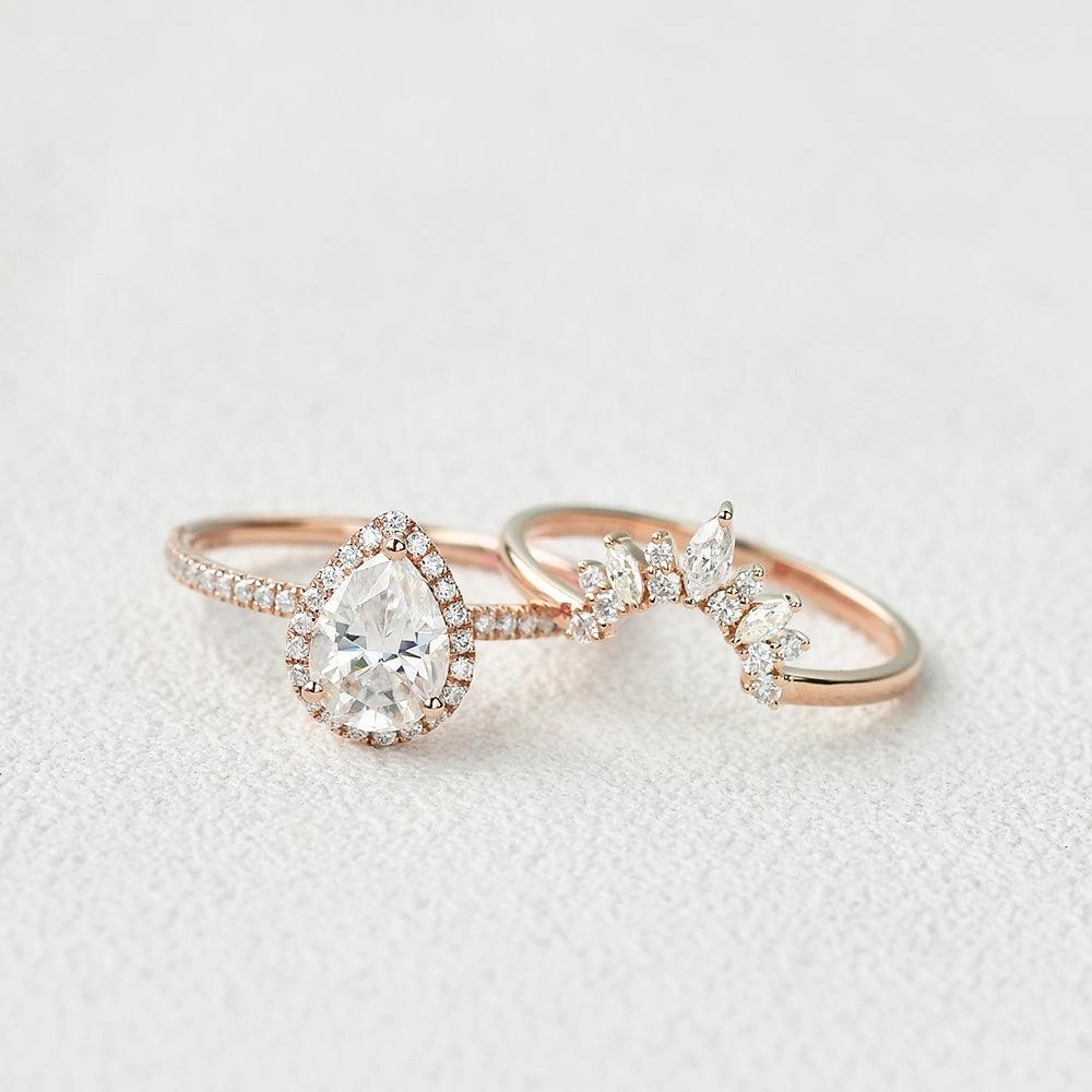 Radiant Finish Pieces 1.5ct Moissanite Pear Cut Halo White Gold Ring Set 2pcs