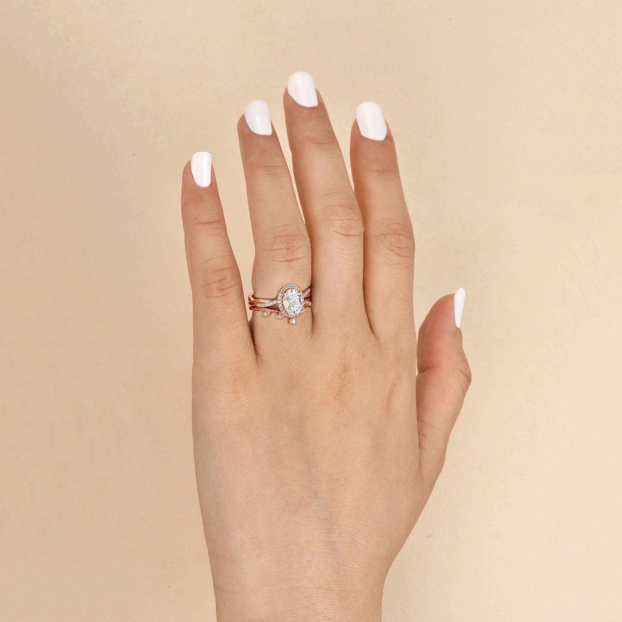 1.5ct Oval Moissanite Leafy Twist Halo Ring Set 2pcs Timeless Set