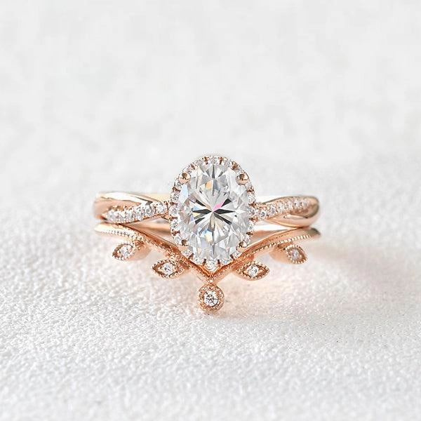 Unique Accent 1.5ct Oval Moissanite Leafy Twist Halo Ring Set 2pcs