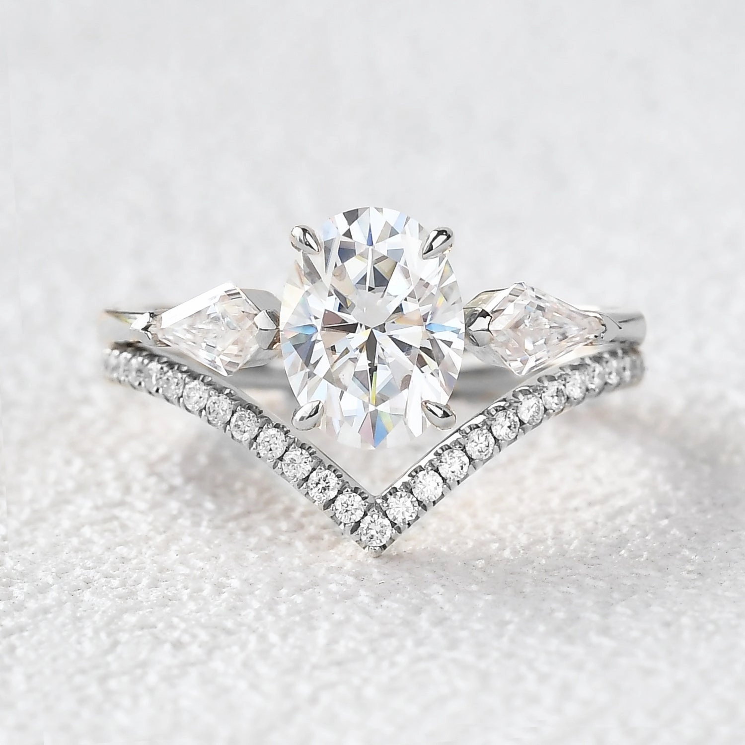 1.5ct Oval Moss Agate Three Stones Chevron Engagement Ring Set 2pcs Fine Work