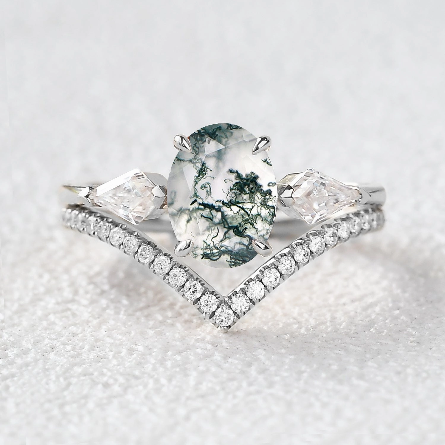 1.5ct Oval Moss Agate Three Stones Chevron Engagement Ring Set 2pcs Sparkle Style