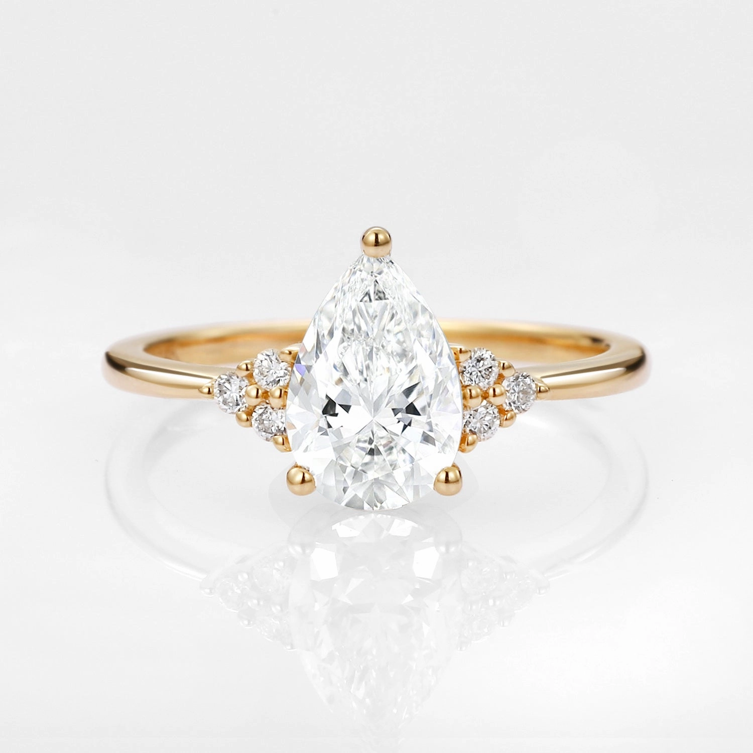 1.5ct Signature Pear Moissanite Vintage Cluster Ring - Lydia Chic Pop