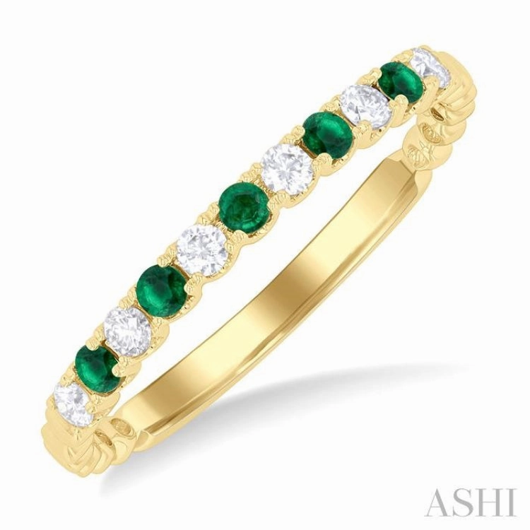 1.75 MM Emerald and 1/6 ctw Round Cut Diamond Precious Wedding Band in 14K Yellow Gold Ornate Decoration
