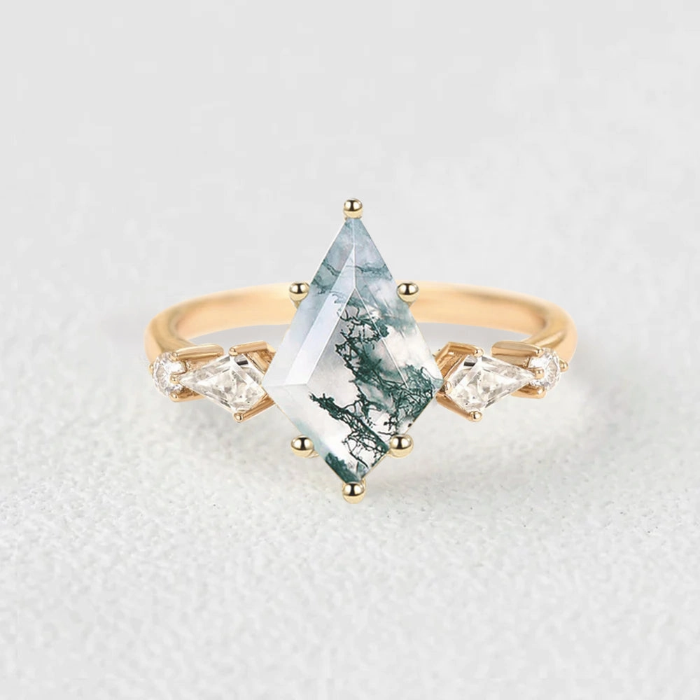 Chic Layer 2.0ct Kite Moss Agate Five Stones Gold Engagement Ring