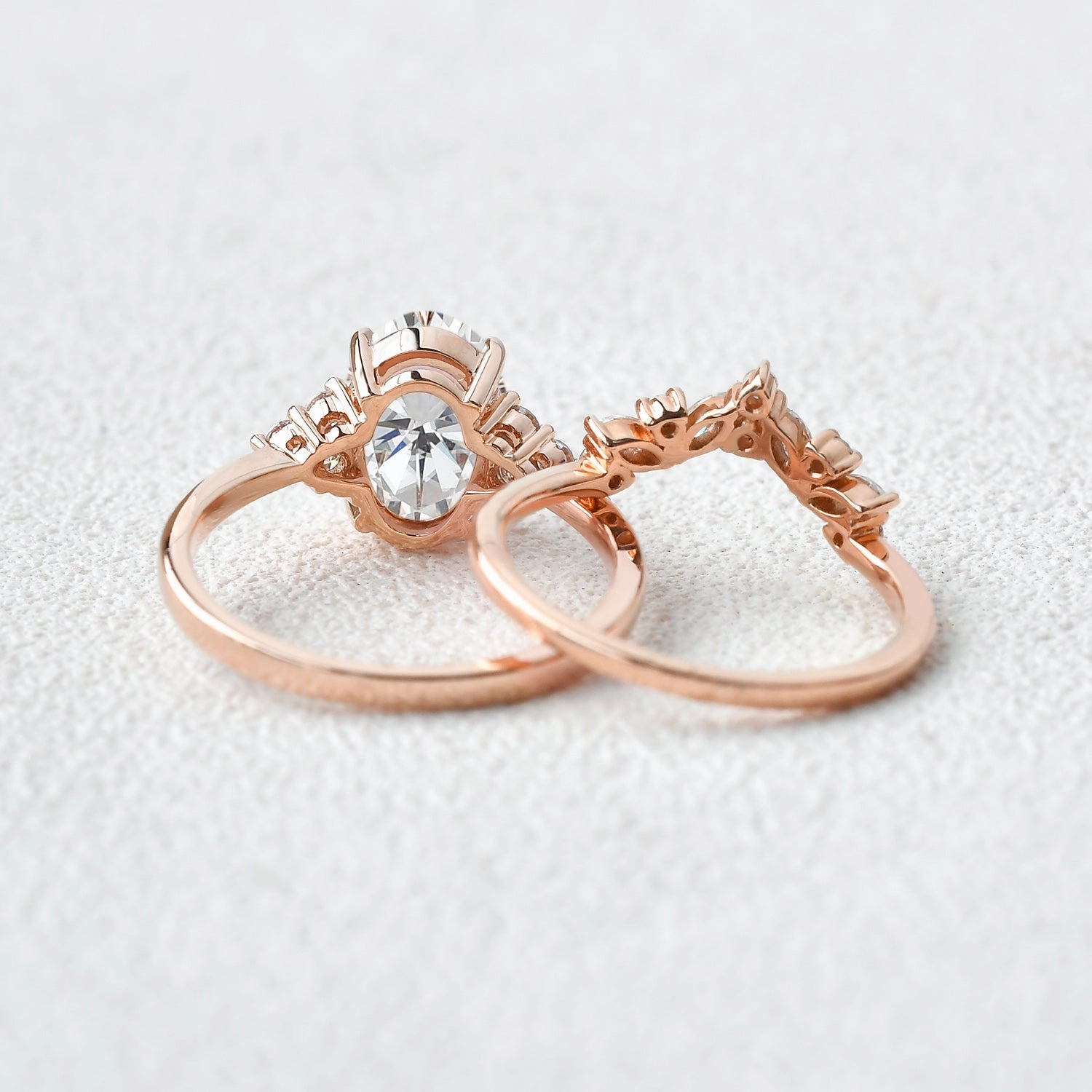 Fashion Touch 2.0ct Oval Cut Moissanite Floral Cluster Gold Ring Set 2pcs