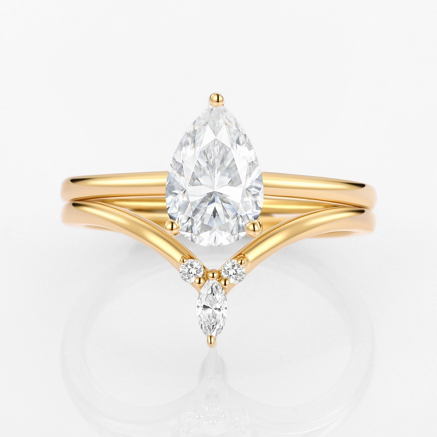 2.0ct Pear Moissanite Classic Solitaire Ring Set 2pcs Delicate Expression