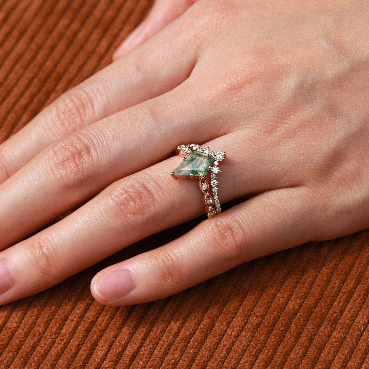 Light Pop Glossy Finish 2.0ct Vintage Kite Cut Moss Agate Engagement Ring Set 2pcs - Winona