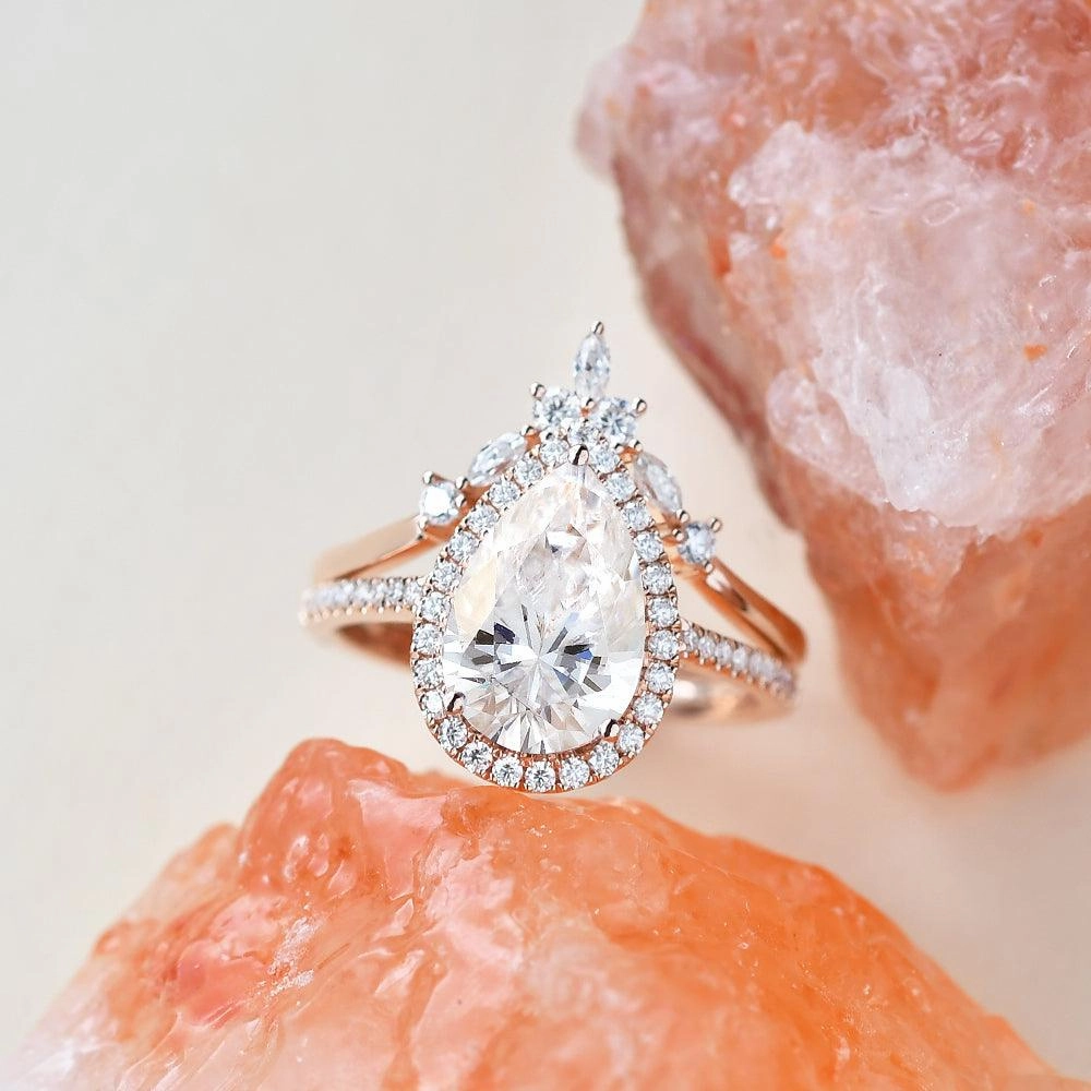 3.5ct Moissanite Inspired Engagement Ring Set 2pcs Statement Feature Glamorous Mood