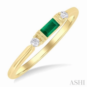 Creative Piece 4X2 MM Baguette Cut Emerald and 1/20 Ctw Round Cut Diamond Precious Fashion Ring in 10K Yellow Gold