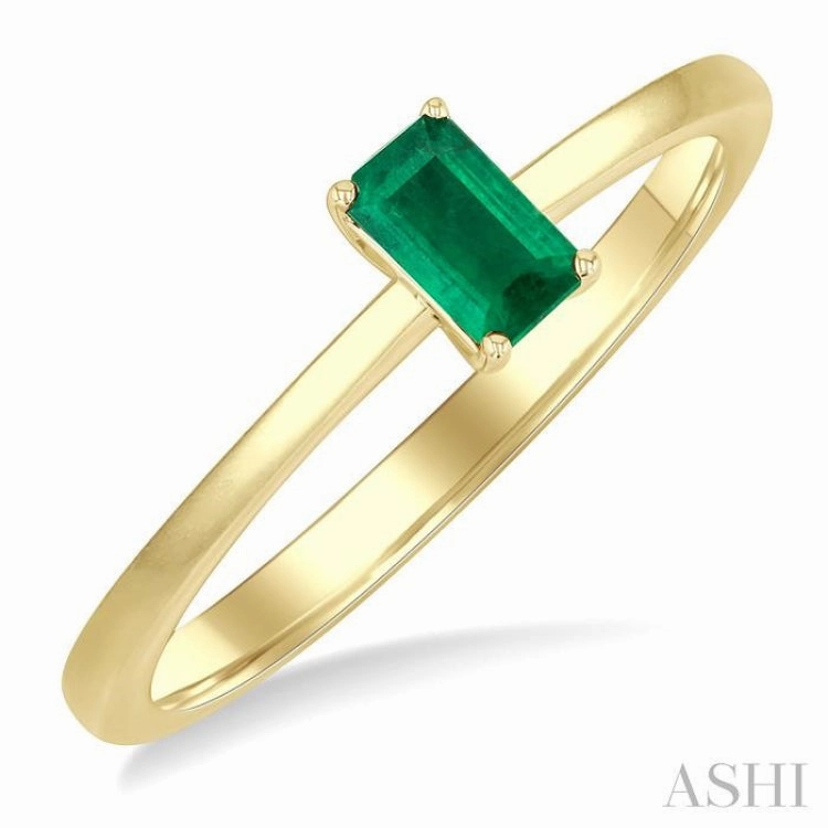 Economical Decoration Low-Cost Accessory 5x3 MM Octagon shape Emerald Precious Solitaire Ring in 14K Yellow Gold
