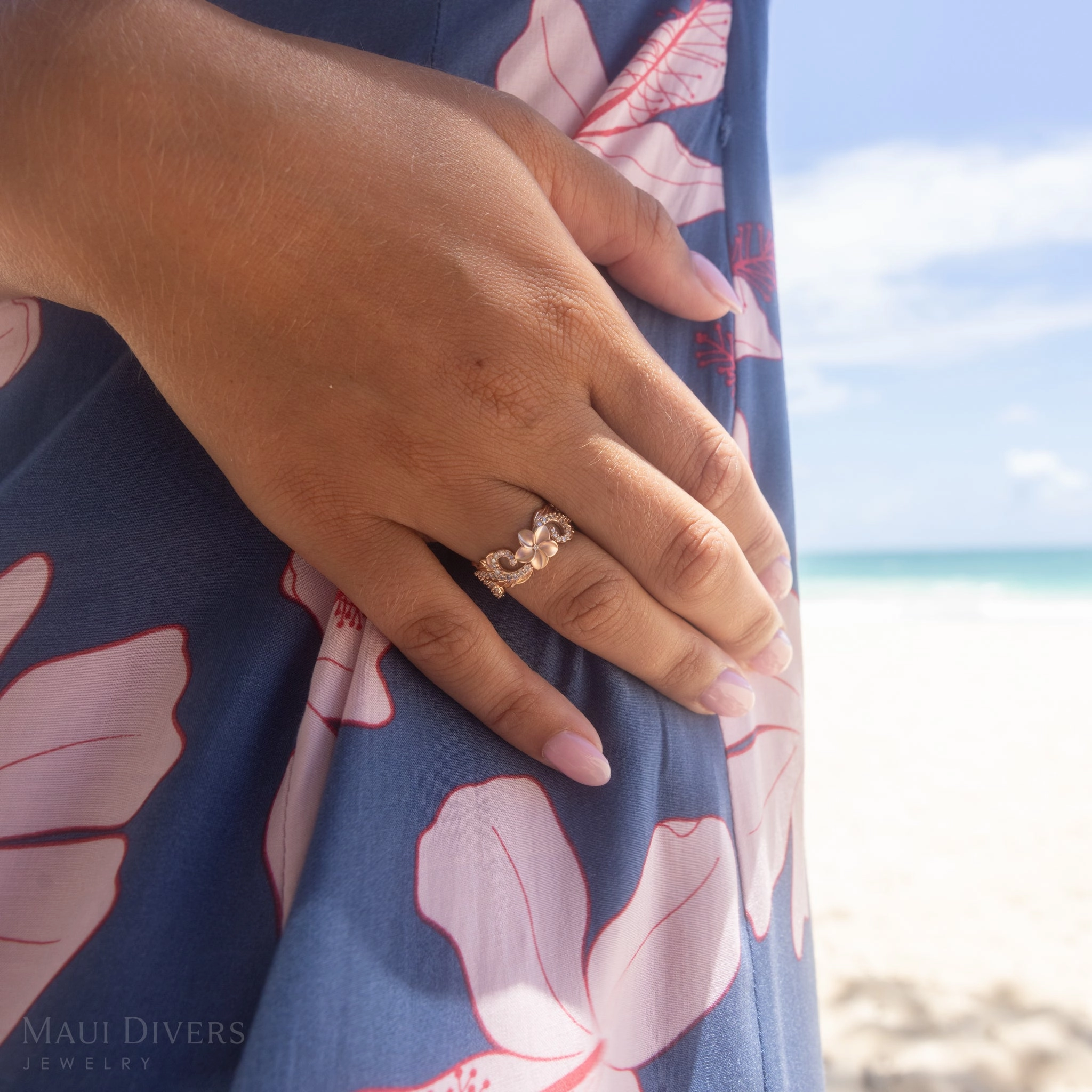 Hawaiian Heirloom Plumeria Ring in Rose Gold with Diamonds - 8mm Distinctive pieces Bold Designs