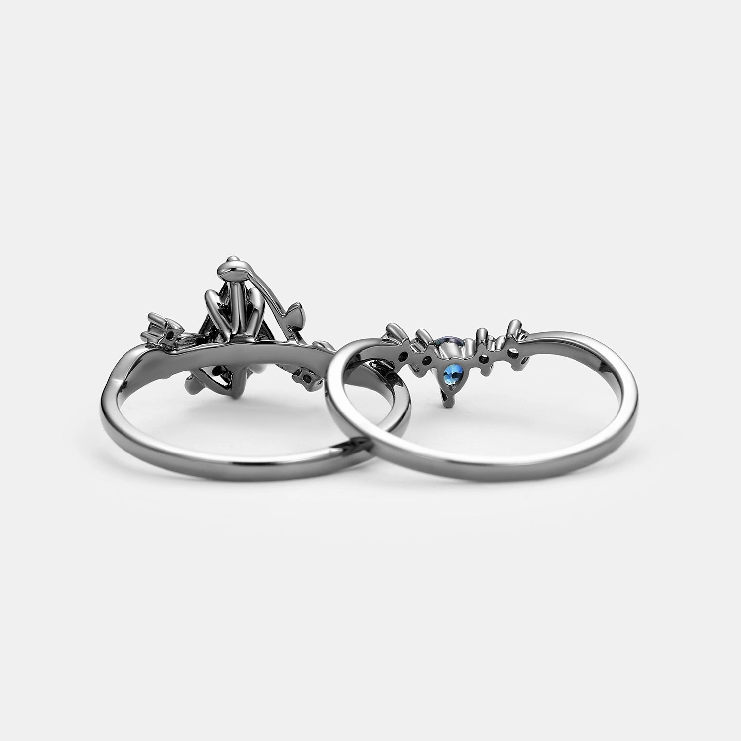 Work Outfit Everyday Accessory Kite & Pear Cut Salt and Pepper Diamonds Natural Leafy Engagement Ring Set 2pcs