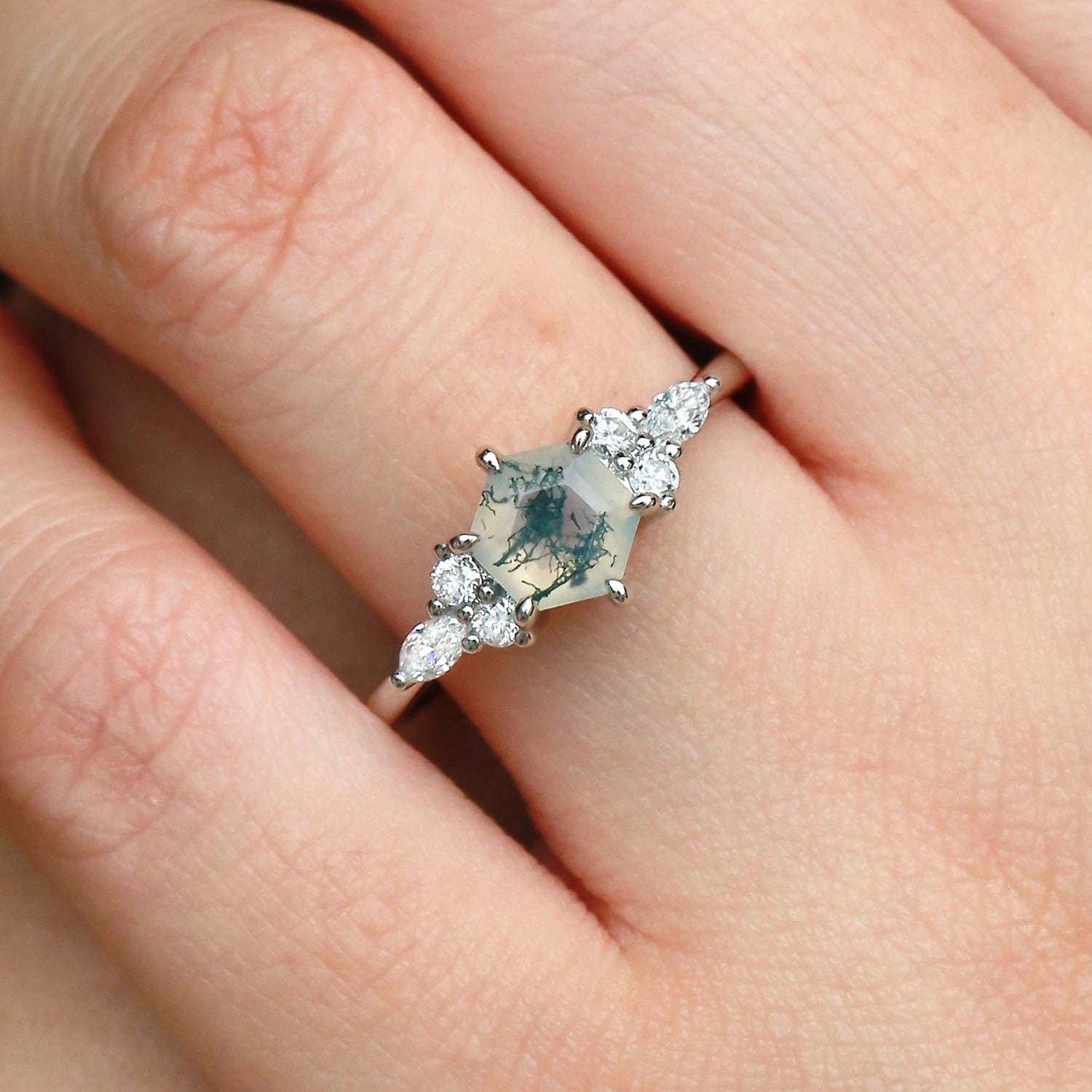 Dynamic Style HighEnd Creation 1.0ct Hexagon Moss Agate Cluster Engagement Ring