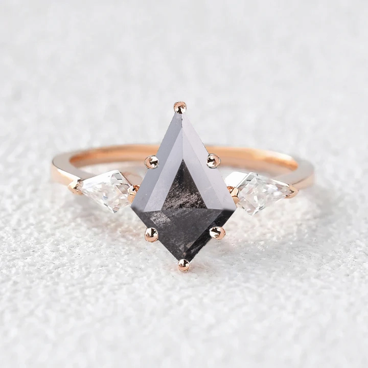 Modern Application Celebration Jewelry Twinning Kite Black Rutilated Quartz Three Stone Engagement Ring