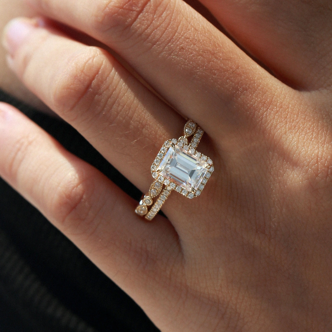 Medal Quality Black Gold Emerald & Moissanite Halo Gold Ring Set 2pcs