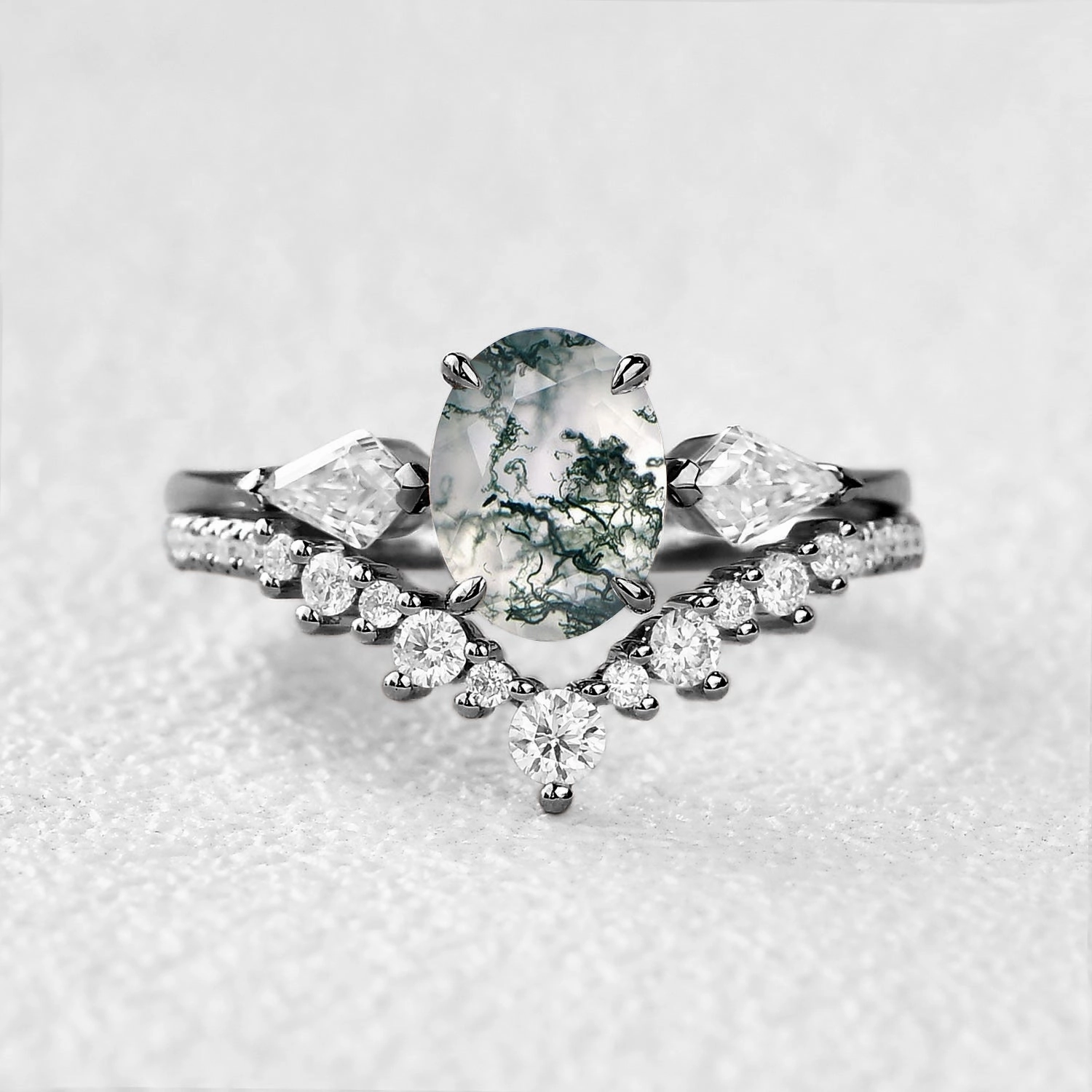 Elegant Style Pieces Black Gold Oval Moss Agate Three Stones Engagement Ring Set 2pcs