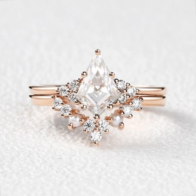 Kite Cut Moissanite Pearl Engagement Ring Set 2pcs Custom Finish