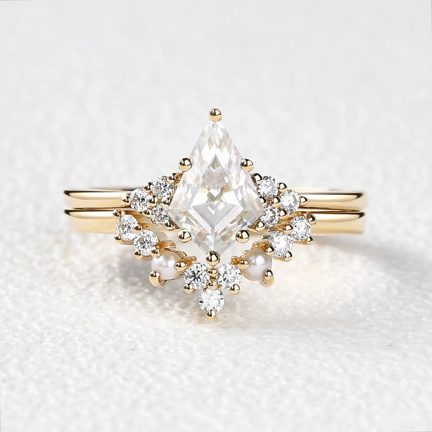Kite Cut Moissanite Pearl Engagement Ring Set 2pcs Exclusive Gifts