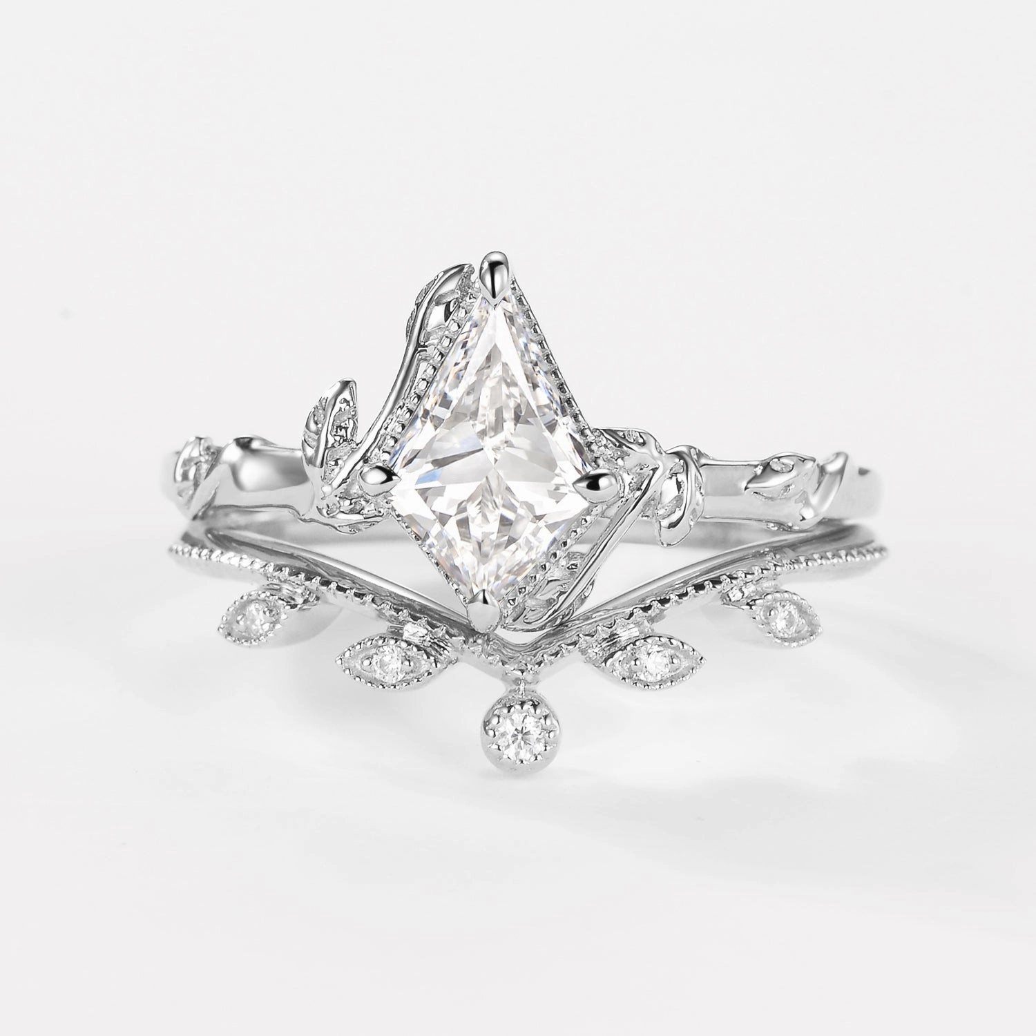 Revolutionary Idea Kite Cut Lab Grown Diamond Leafy Engagement Ring Set 2pcs - Jade