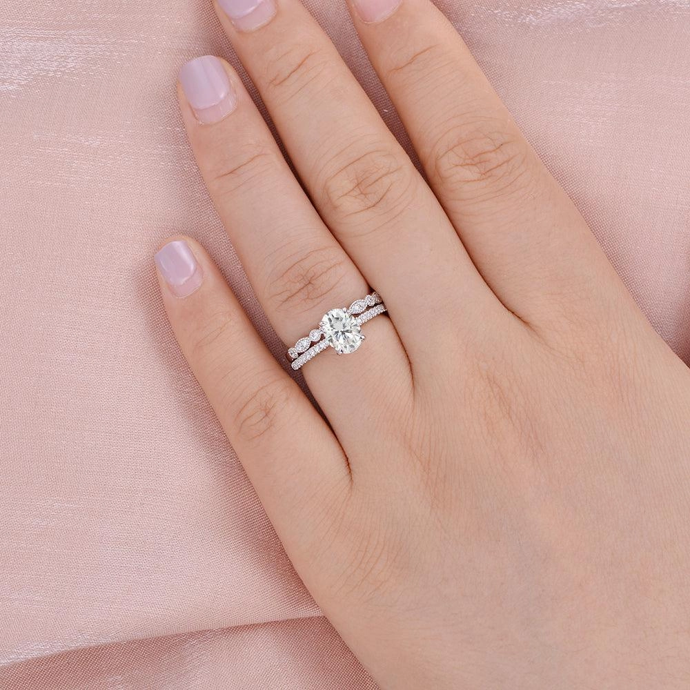 Natural Detail 1.5ct Oval Moissanite Vintage Solitaire Ring Set 2pcs