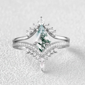 Kite Cut Moss Agate Deep V Chevron Engagement Ring Set 2pcs Silky Finish