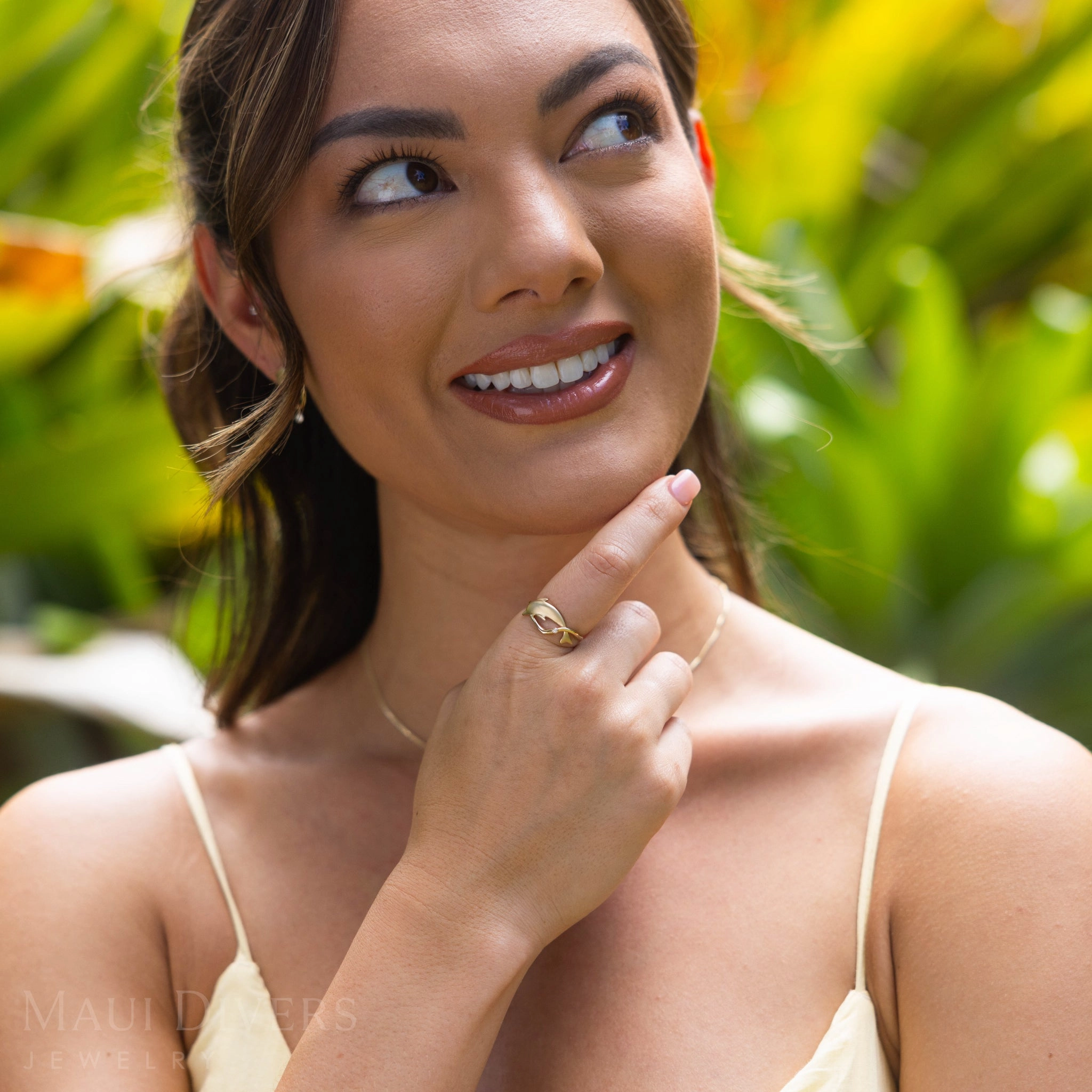 Bubble Dolphin Ring in Gold with Diamond - 10mm Luxe Pick Light tone