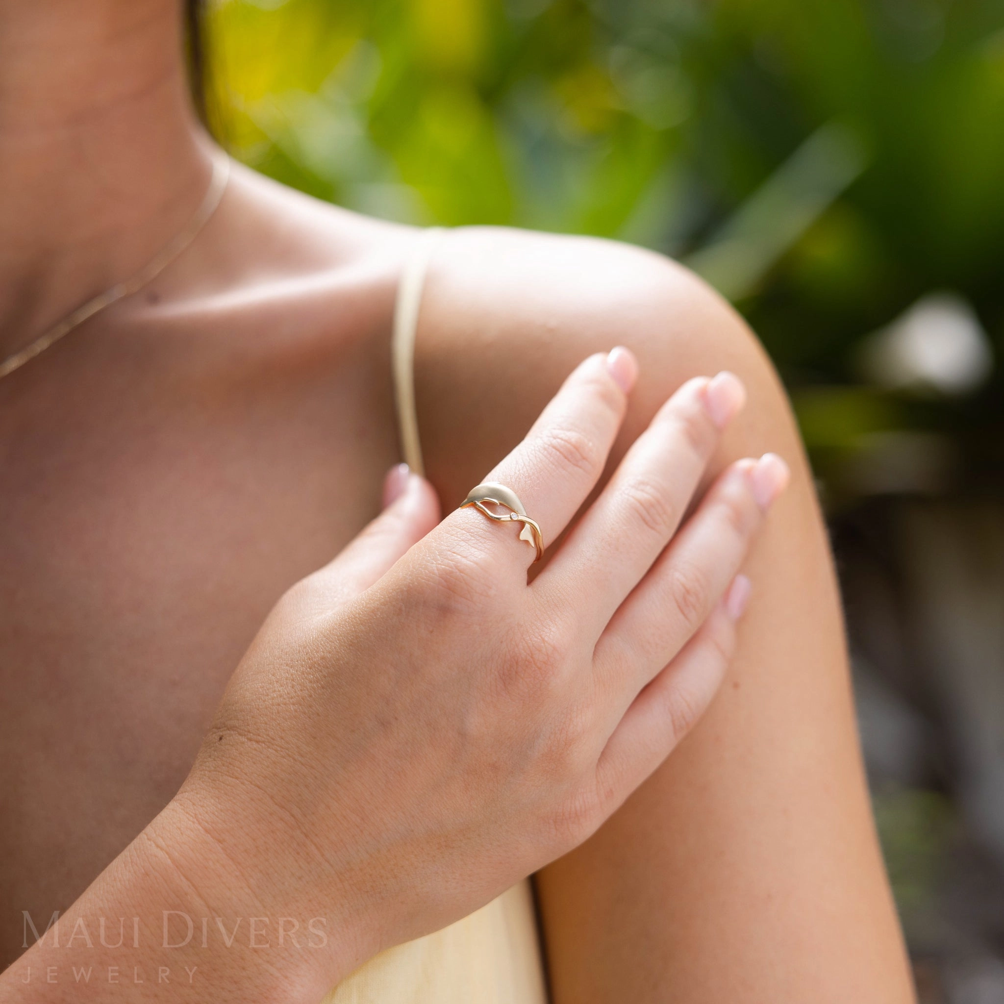 Bubble Dolphin Ring in Gold with Diamond - 10mm Winter Mood Handmade Jewelry Pieces