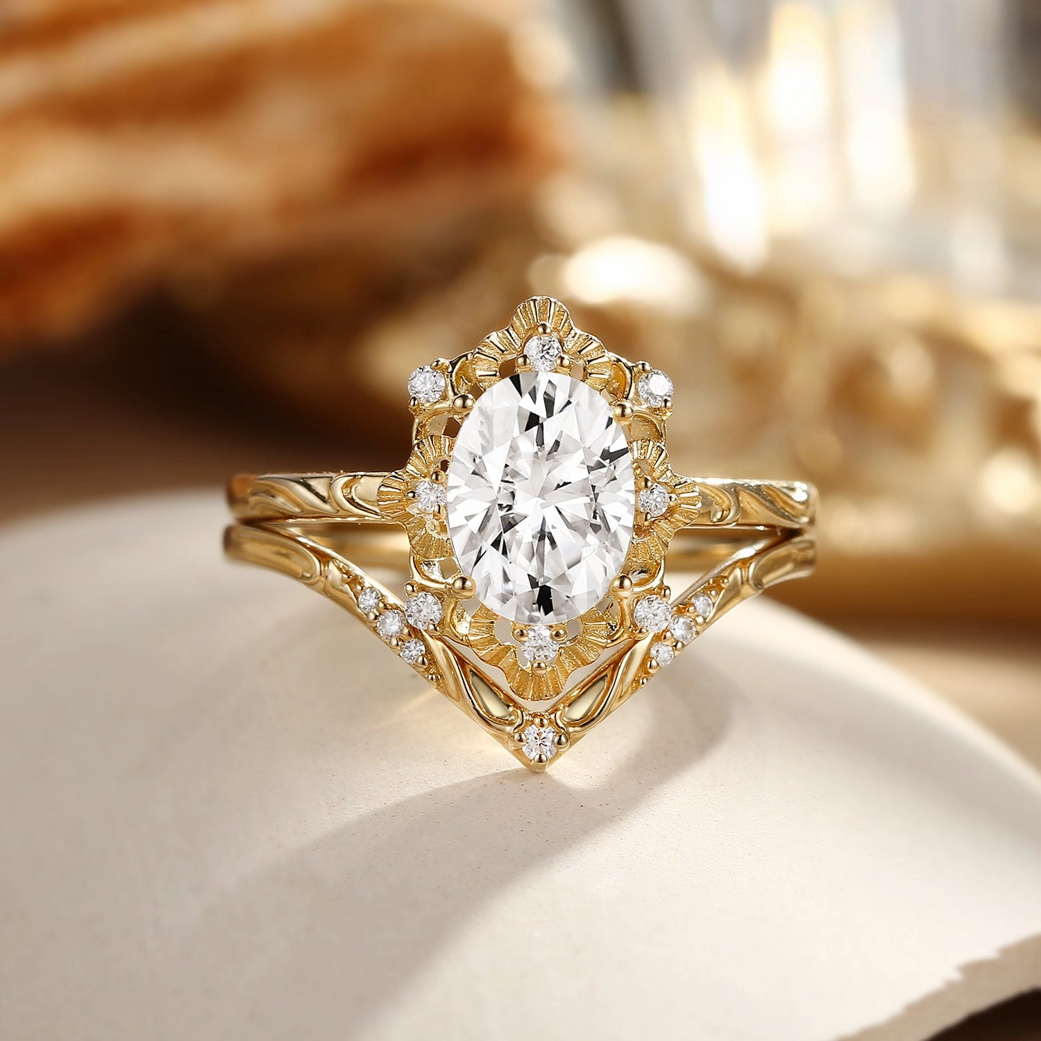 Contemporary Highlight Oval Cut Engraved Moissanite Vintage Ring Set 2pcs - Velvet