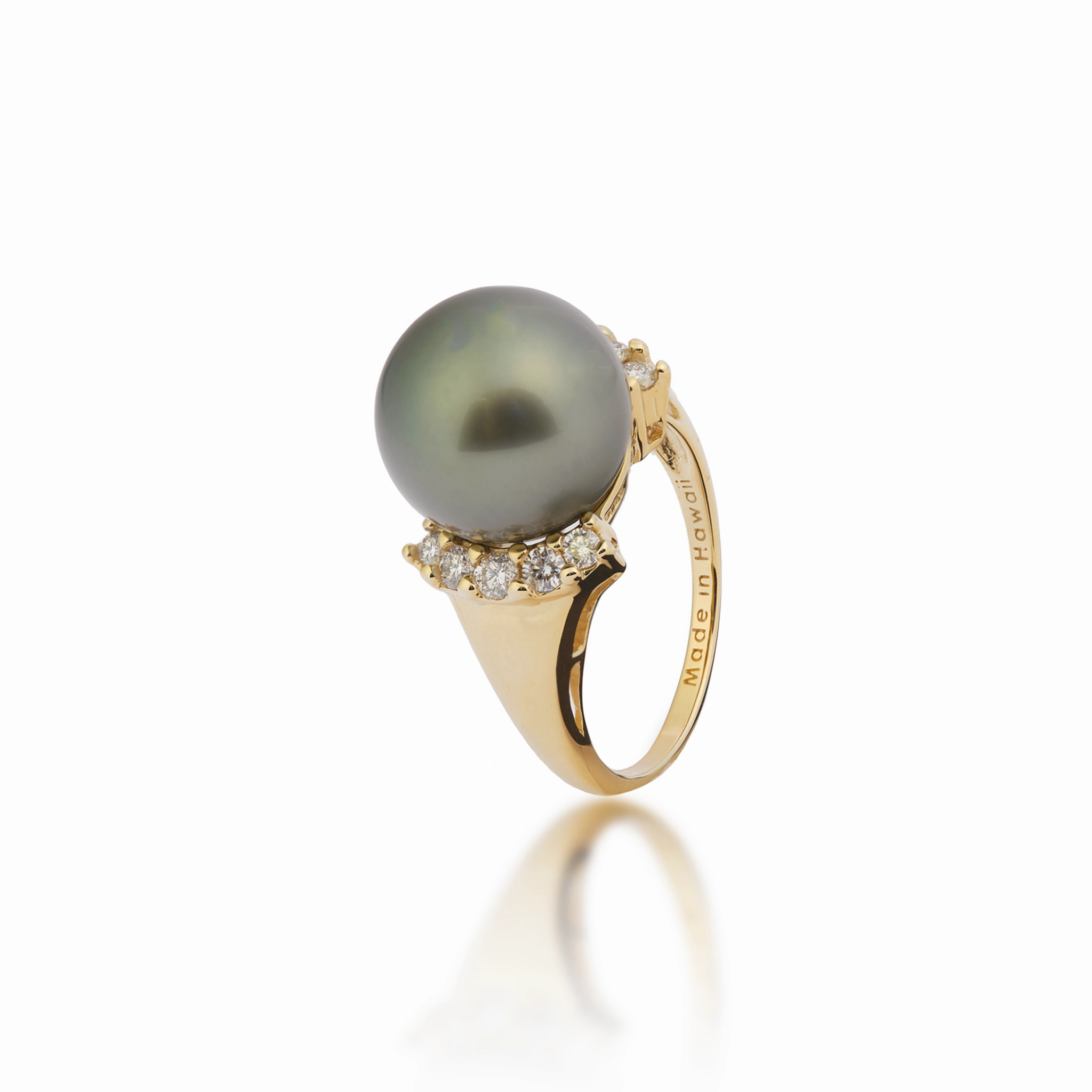 Chic Accessory Tahitian Black Pearl Ring in Gold with Diamonds - 12-13mm