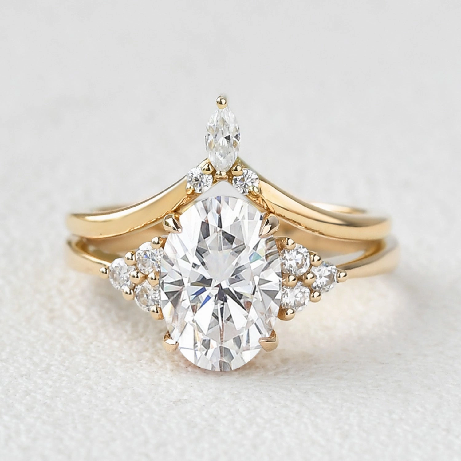 2.0ct Oval Cut Moissanite Vintage Gold Ring Set 2pcs Luxe style Minimalist Design