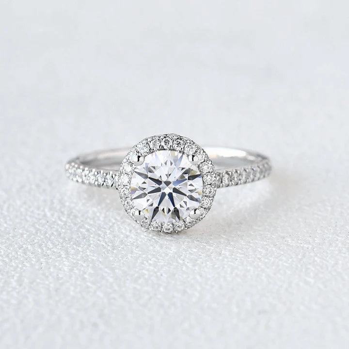 Hypoallergenic Style 1.0-2.0ct Round Lab Grown Diamond Halo Engagement Ring