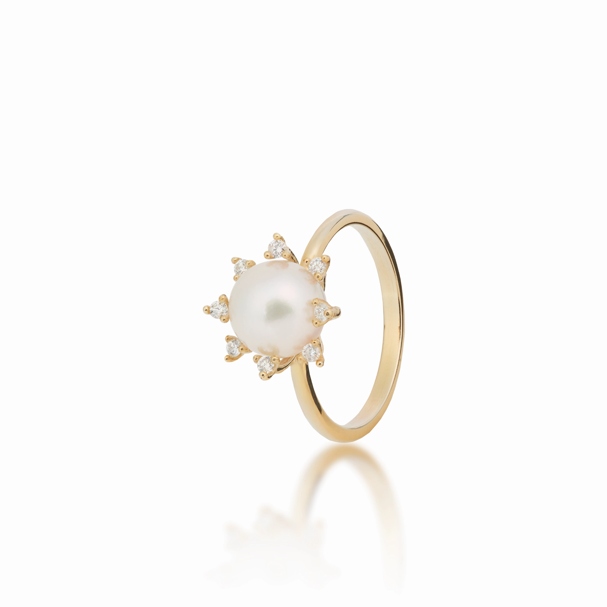 Precious Glow Chic Craft Protea Akoya White Pearl Ring in Gold with Diamonds - 8mm