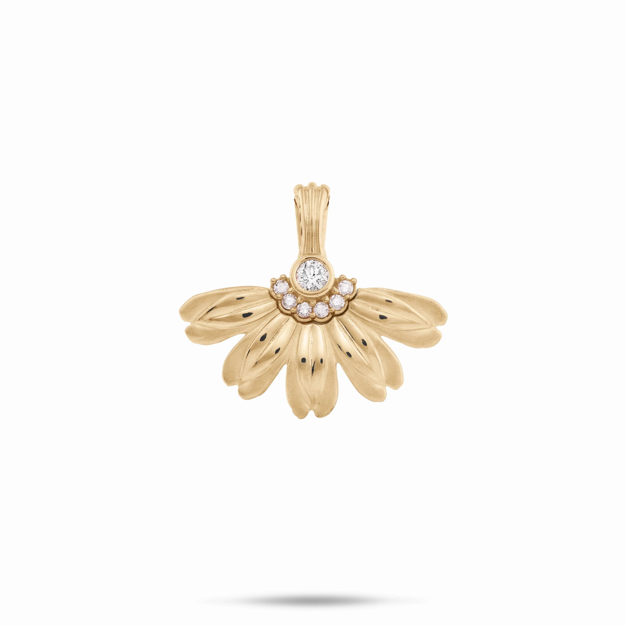 Muted Mood Timeless Pieces Beach Naupaka Pendant in Gold with Diamonds - 20mm