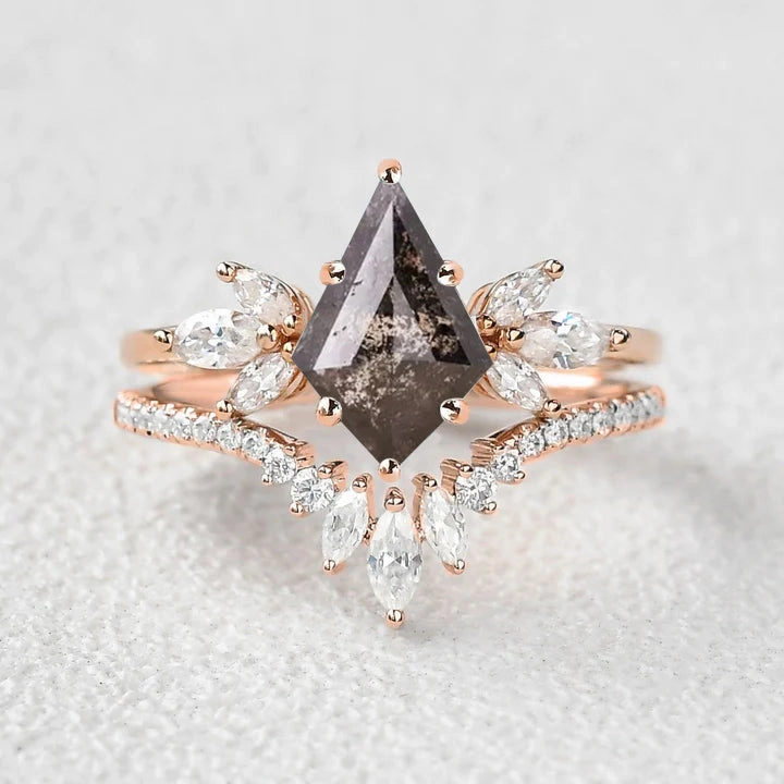 Kite Salt and Pepper Diamonds Floral Ring Set 2pcs Clean Vibe Cozy Layers