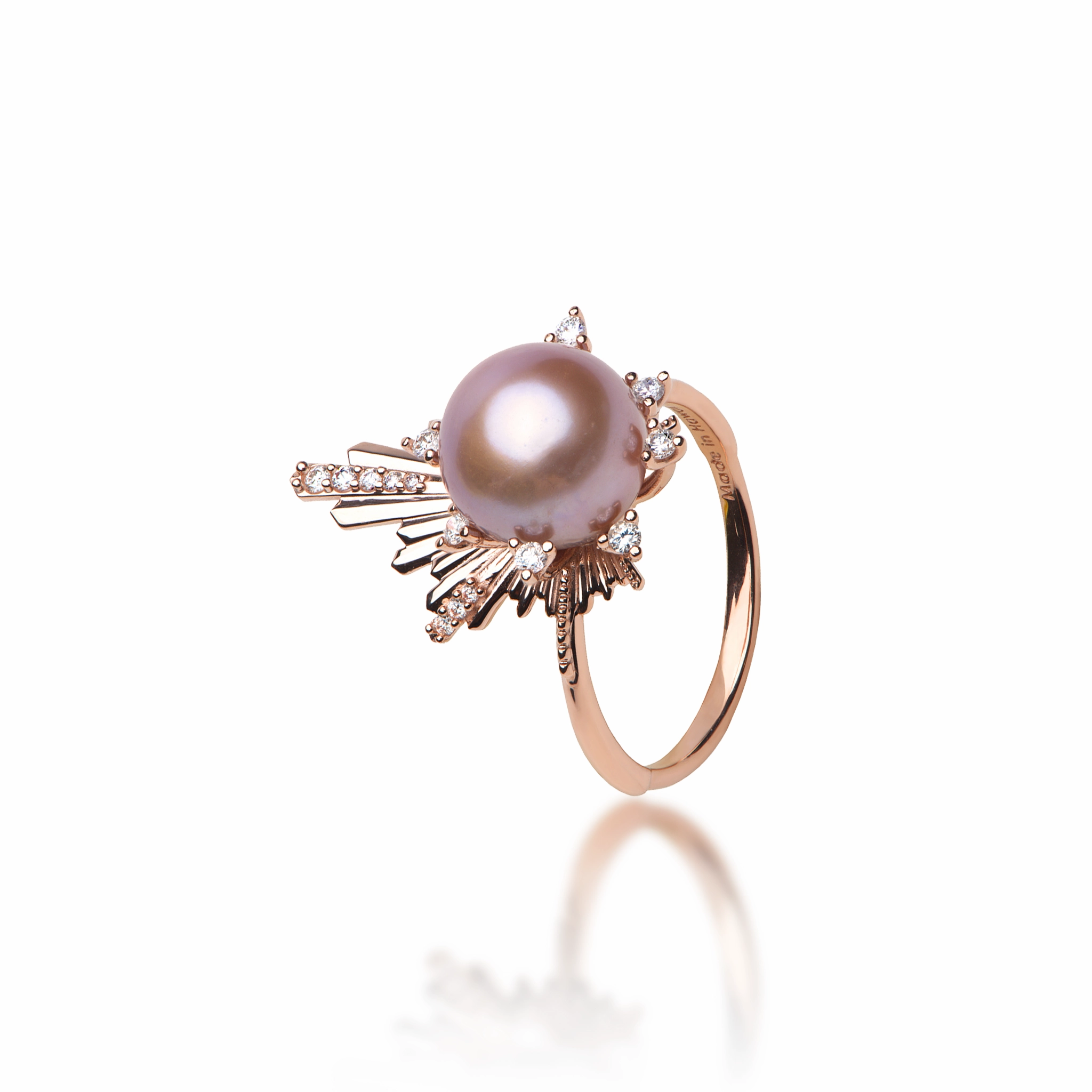 Subtle Accent Night Mood E Ho???la Lavender Freshwater Pearl Ring in Rose Gold with Diamonds - 21mm