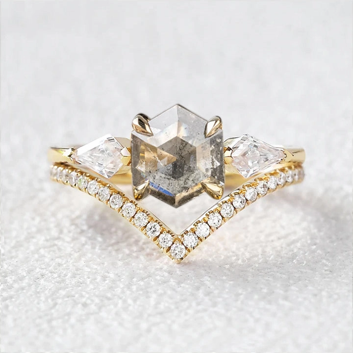 Hexagon Cut Salt and Pepper Diamonds Three Stone Ring Set 2pcs Robust Build