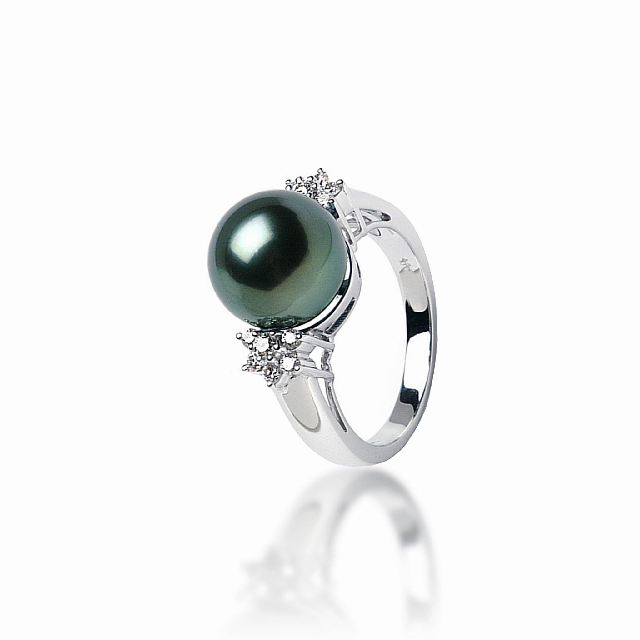 Ethereal Feature Tahitian Black Pearl Ring in White Gold with Diamonds - 11-12mm