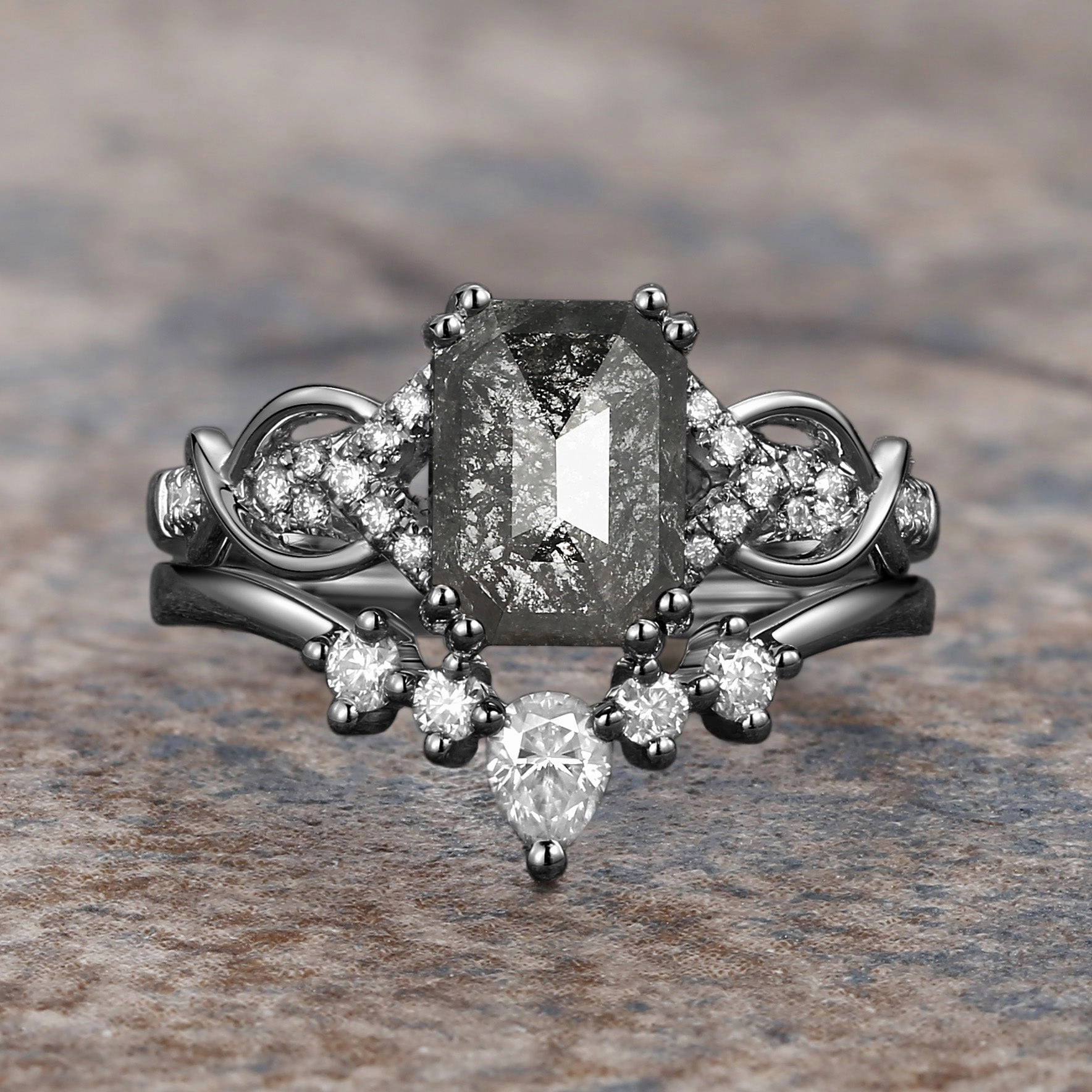 Elegant Beauty Cushion Cut Salt and Pepper Diamonds Vintage Engagement Ring Sets 2pcs